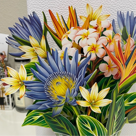 Freshcut Paper Pop Up Cards, Tropical Bloom - Picture 2 of 7